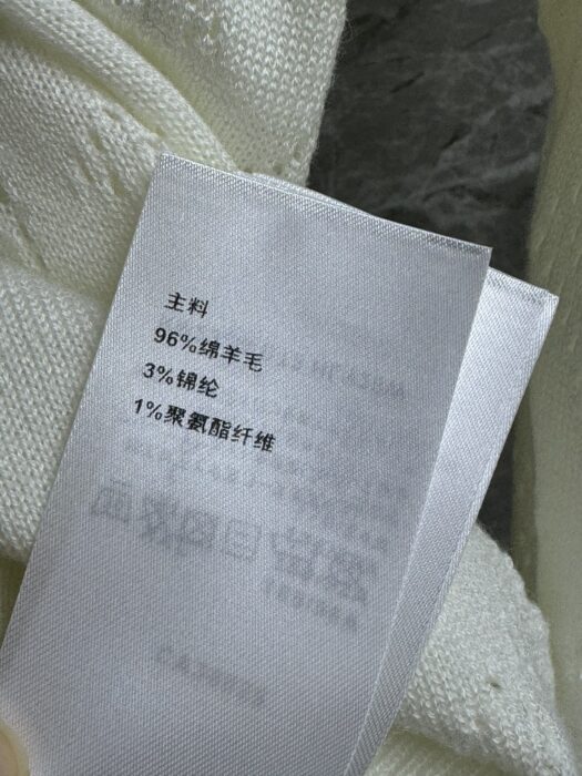 루이비통 마히나 롱 슬리브드 폴로 탑 레플리카 미러급 SA급 S급 고퀄리티 하이엔드 최상급 의류 [여성] 11