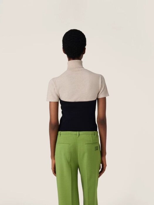 미우미우 캐시미어 터틀넥 스웨터 레플리카 미러급 SA급 S급 고퀄리티 하이엔드 최상급 의류 [여성] 14