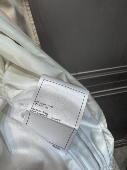 샤넬 뉴 카키 숏 더블브레스트 버드 트렌치 코트 레플리카 미러급 SA급 S급 고퀄리티 하이엔드 최상급 의류 [여성] 7