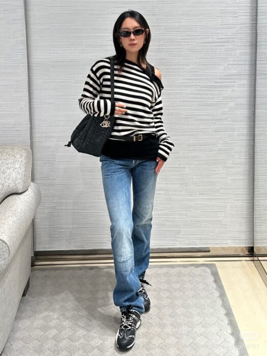 디올 마리니에르 스웨터 레플리카 미러급 SA급 S급 고퀄리티 하이엔드 최상급 의류 [여성] 16