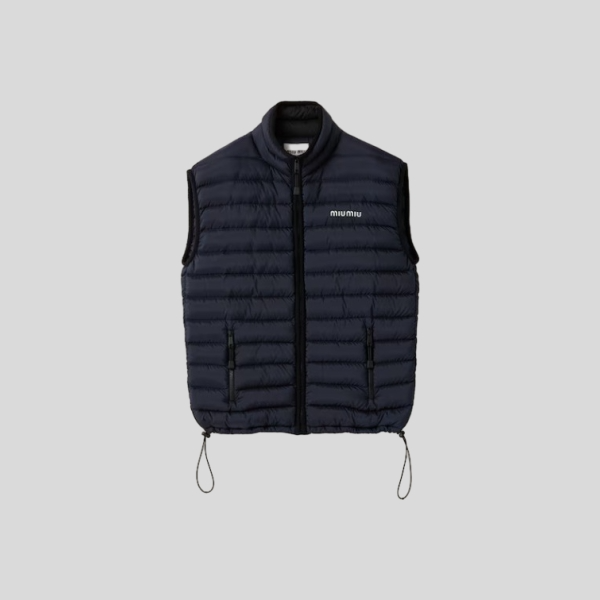 미우미우 라이트 퐁제 다운 베스트 레플리카 미러급 SA급 S급 고퀄리티 하이엔드 최상급 의류 [여성]