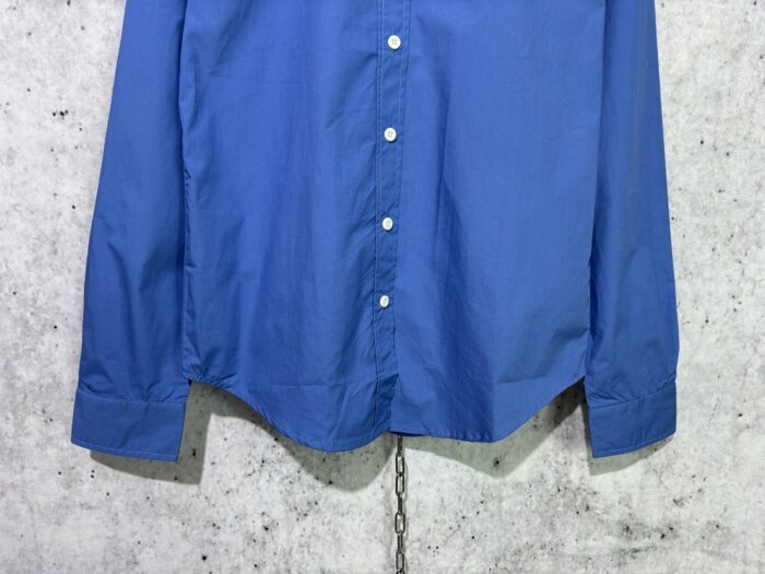 미우미우 뒷면 단추 디자인 단색 긴팔 셔츠 블루 레플리카 미러급 SA급 S급 고퀄리티 하이엔드 최상급 의류 [남성여성공용] 7