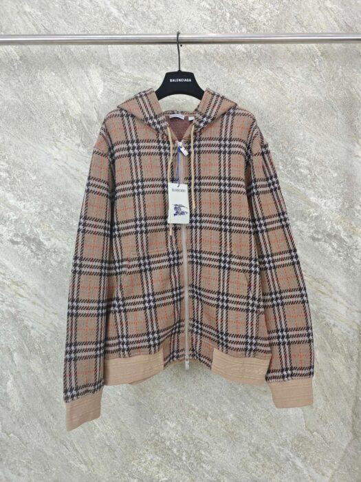 버버리 체크 니트 후드집업 베이지 레플리카 미러급 SA급 S급 고퀄리티 하이엔드 최상급 의류 [남성]