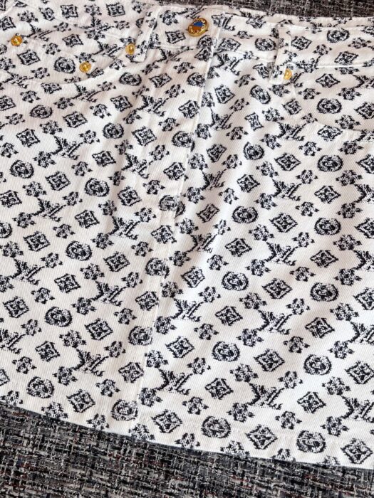 루이비통 블러리 모노그램 미니 스커트 레플리카 미러급 SA급 S급 고퀄리티 하이엔드 최상급 의류 [여성] 19