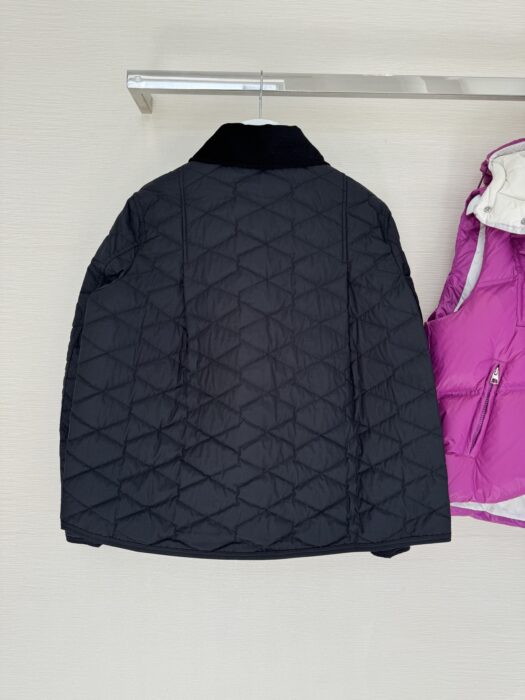 몽클레어 Citno 태피터 쇼트 다운 자켓 레플리카 미러급 SA급 S급 고퀄리티 하이엔드 최상급 의류 [여성] 7