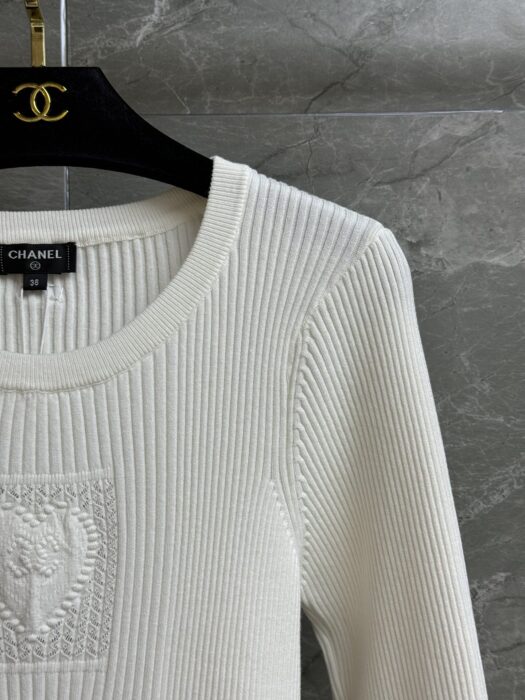 샤넬 하트 스웨터 레플리카 미러급 SA급 S급 고퀄리티 하이엔드 최상급 의류 [여성] 5