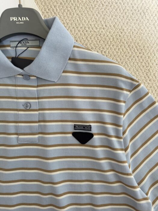 프라다 크롭 스트라이프 피케 폴로 셔츠 레플리카 미러급 SA급 S급 고퀄리티 하이엔드 최상급 의류 [여성] 30