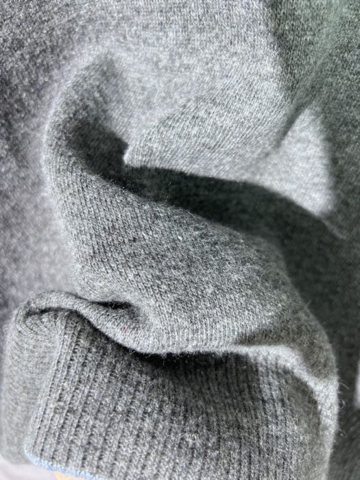 미우미우 캐시미어 페이크 레이어링 니트 카라티 폴로티 레플리카 미러급 SA급 S급 고퀄리티 하이엔드 최상급 의류 [남성여성공용] 13