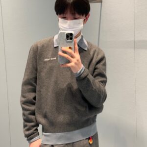 미우미우 캐시미어 페이크 레이어링 니트 카라티 폴로티 레플리카 미러급 SA급 S급 고퀄리티 하이엔드 최상급 의류 [남성여성공용]