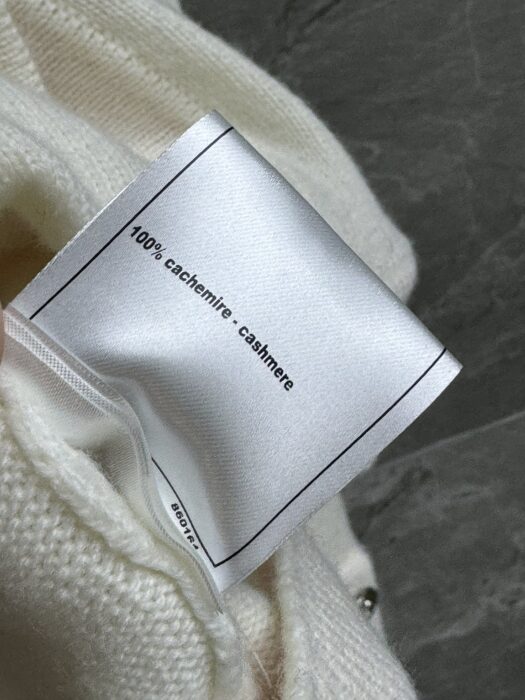 샤넬 버튼 니트 가디건 레플리카 미러급 SA급 S급 고퀄리티 하이엔드 최상급 의류 [여성] 10