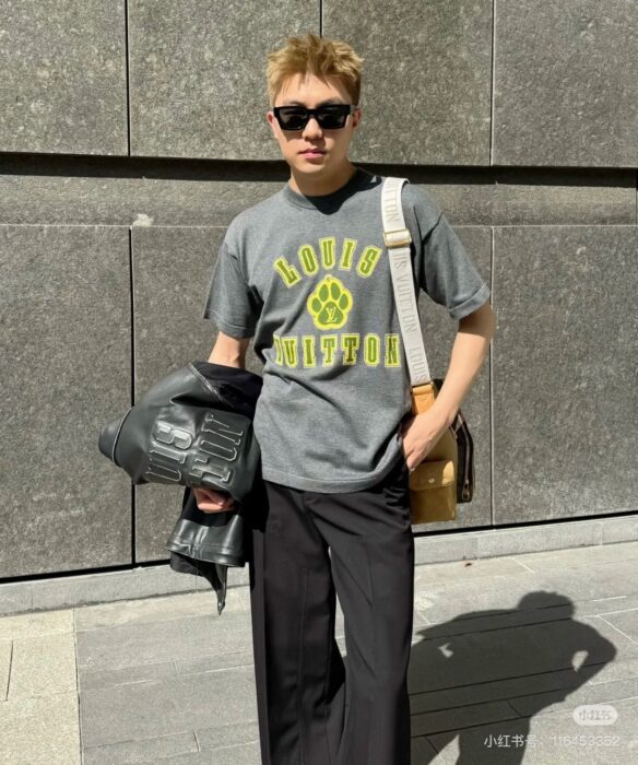 루이비통 리브넥라인 반팔 티셔츠 레플리카 미러급 SA급 S급 고퀄리티 하이엔드 최상급 의류 [남성여성공용] 10