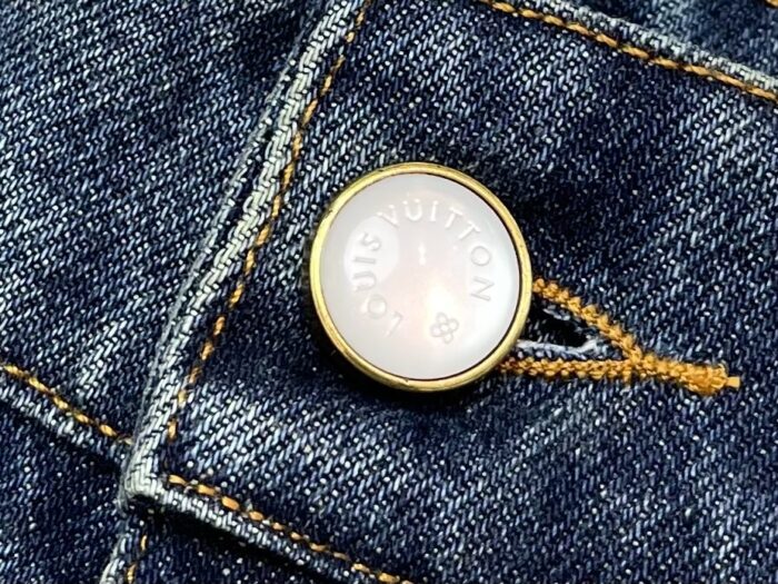 루이비통 선페이디드 이펙트 데님 팬츠 레플리카 미러급 SA급 S급 고퀄리티 하이엔드 최상급 의류 [남성여성공용] 3