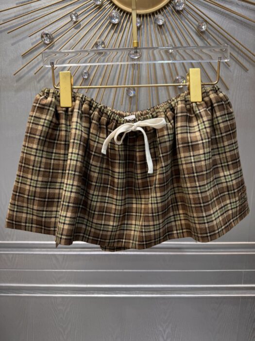 미우미우 플레이드 미니스커트 레플리카 미러급 SA급 S급 고퀄리티 하이엔드 최상급 의류 [여성] 2