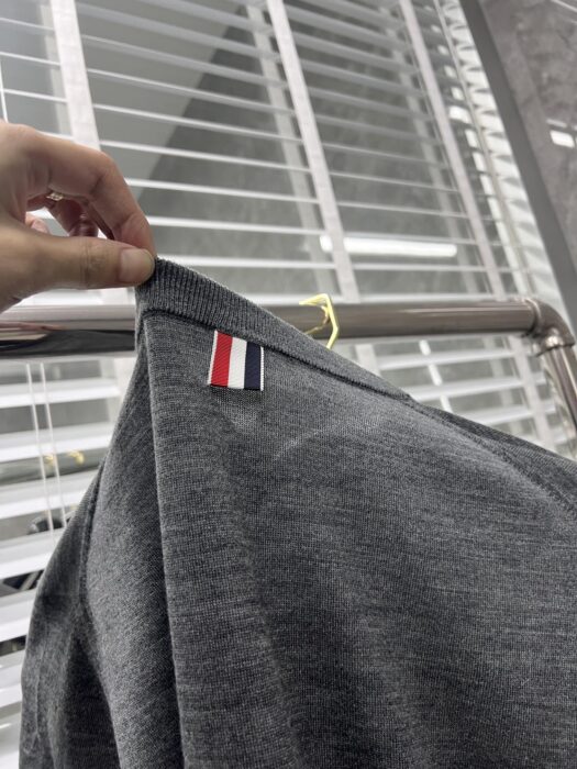 톰브라운 양팔 삼선 니트 레플리카 미러급 SA급 S급 고퀄리티 하이엔드 최상급 의류 [남성여성공용] 21