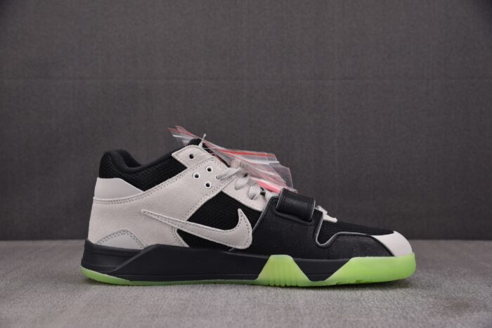 나이키 에어 조던 점프맨 잭 TR 트래비스 스캇 x Chase B Black 나이트 실버 IH7971-001 레플리카 미러급 SA급 S급 고퀄리티 최상급 하이엔드 신발 [남성여성공용] 2