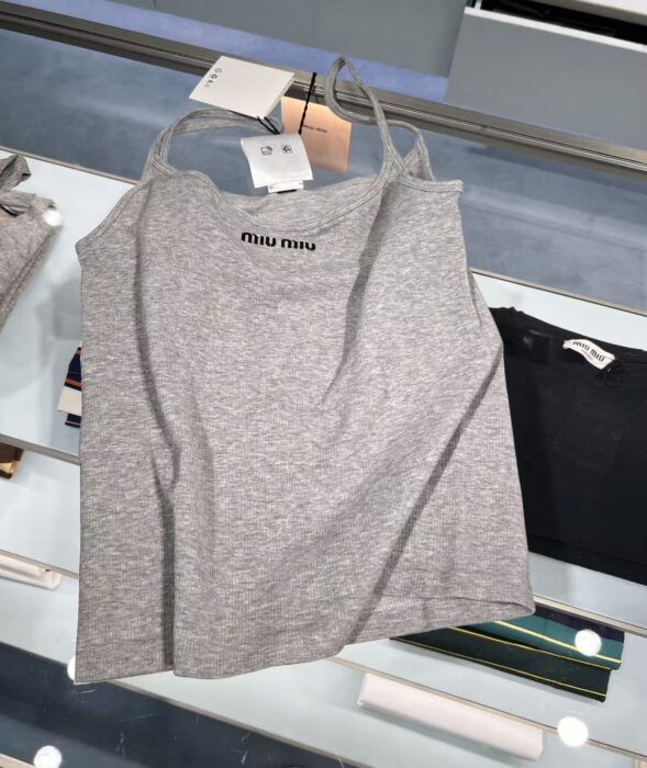 미우미우 심리스 멜란지 탑 레플리카 미러급 SA급 S급 고퀄리티 하이엔드 최상급 의류 [여성] 9