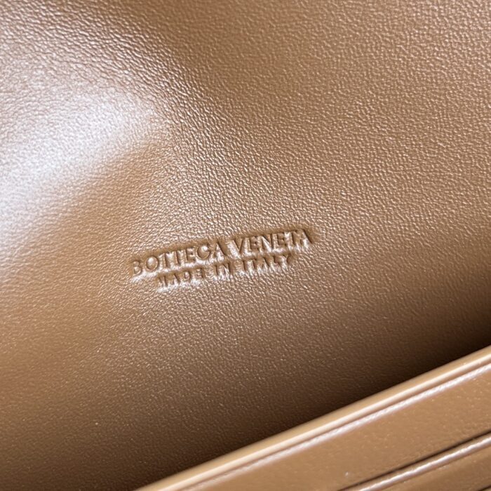 보테가베네타 안디아모 클러치 741511 앰버 스웨이드 레플리카 미러급 SA급 S급 고퀄리티 최상급 하이엔드 가방 [여성] 8