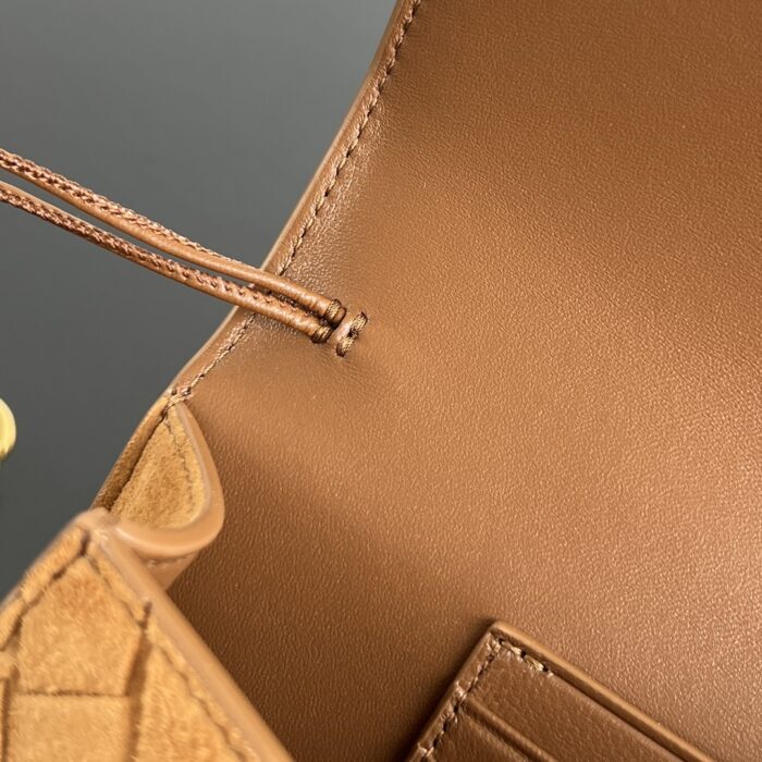 보테가베네타 안디아모 클러치 741511 앰버 스웨이드 레플리카 미러급 SA급 S급 고퀄리티 최상급 하이엔드 가방 [여성] 7