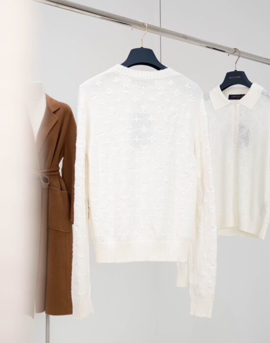 루이비통 모노그램 니트 스웨터 레플리카 미러급 SA급 S급 고퀄리티 하이엔드 최상급 의류 [여성] 17