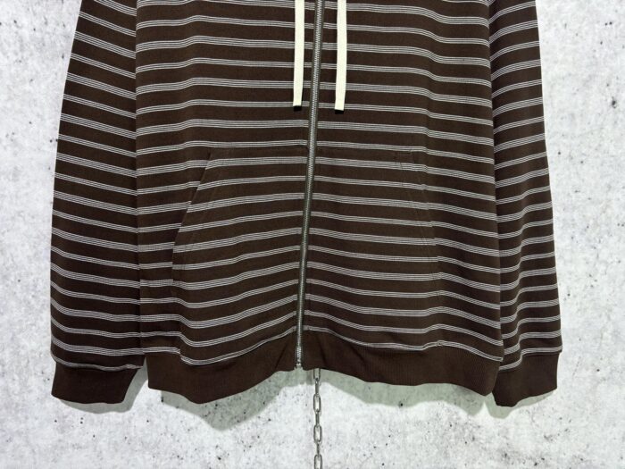 미우미우 모노그램 자수 스트라이프 후드집업 브라운 레플리카 미러급 SA급 S급 고퀄리티 하이엔드 최상급 의류 [남성여성공용] 7