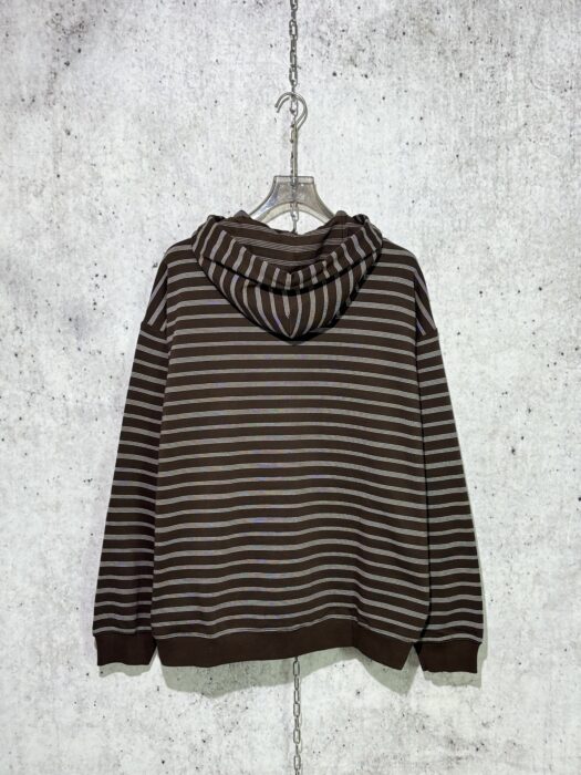 미우미우 모노그램 자수 스트라이프 후드집업 브라운 레플리카 미러급 SA급 S급 고퀄리티 하이엔드 최상급 의류 [남성여성공용] 4