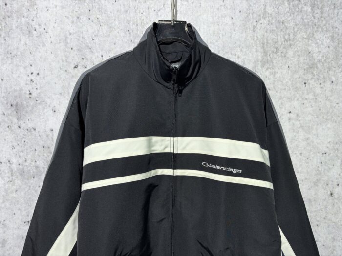 발렌시아가 루즈핏 배색 이음 자켓 바람막이 블랙 레플리카 미러급 SA급 S급 고퀄리티 하이엔드 최상급 의류 [남성여성공용] 6