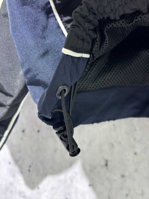 발렌시아가 루즈핏 배색 이음 자켓 바람막이 블랙 레플리카 미러급 SA급 S급 고퀄리티 하이엔드 최상급 의류 [남성여성공용] 14