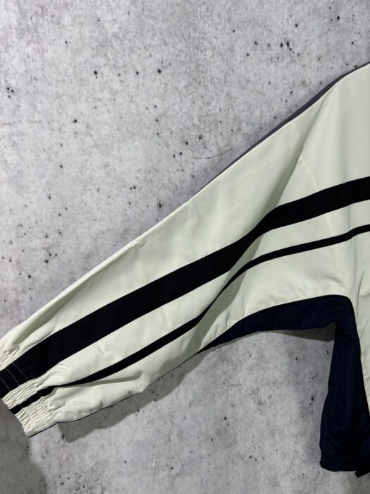 발렌시아가 루즈핏 배색 이음 자켓 바람막이 베이지 레플리카 미러급 SA급 S급 고퀄리티 하이엔드 최상급 의류 [남성여성공용] 14