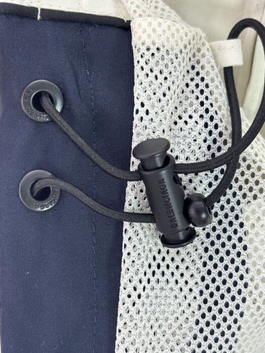 발렌시아가 루즈핏 배색 이음 자켓 바람막이 베이지 레플리카 미러급 SA급 S급 고퀄리티 하이엔드 최상급 의류 [남성여성공용] 18