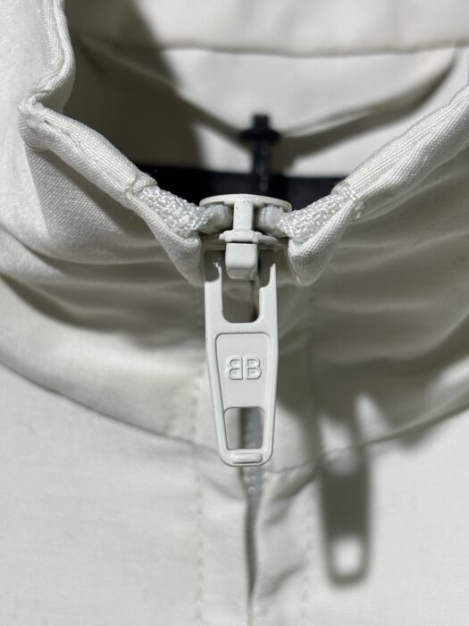 발렌시아가 루즈핏 배색 이음 자켓 바람막이 베이지 레플리카 미러급 SA급 S급 고퀄리티 하이엔드 최상급 의류 [남성여성공용] 11