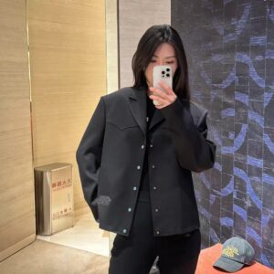 루이비통 LV 터키석 장식 양털 양복 상의 블랙 레플리카 미러급 SA급 S급 고퀄리티 하이엔드 최상급 의류 [남성여성공용]