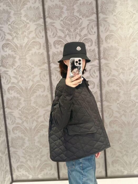 몽클레어 Citno 태피터 쇼트 다운 자켓 레플리카 미러급 SA급 S급 고퀄리티 하이엔드 최상급 의류 [여성] 4