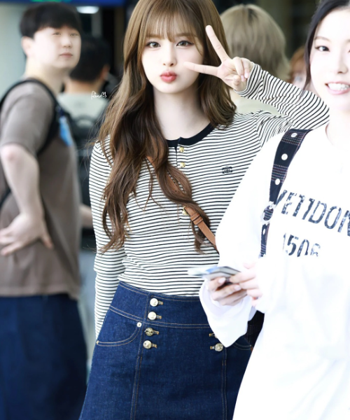 셀린느 트리옹프 티셔츠 레플리카 미러급 SA급 S급 고퀄리티 하이엔드 최상급 의류 [여성]