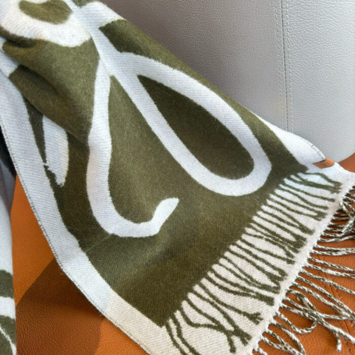 로에베 아나그램 자카드 태슬 스카프 그린 레플리카 미러급 SA급 S급 고퀄리티 최상급 하이엔드 머플러 목도리 [남성여성공용] 5