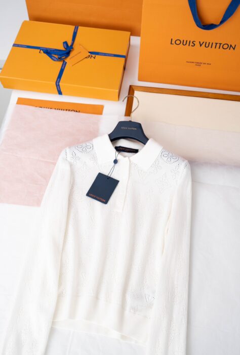 루이비통 롱슬리브 폴로 셔츠 레플리카 미러급 SA급 S급 고퀄리티 하이엔드 최상급 의류 [여성] 15