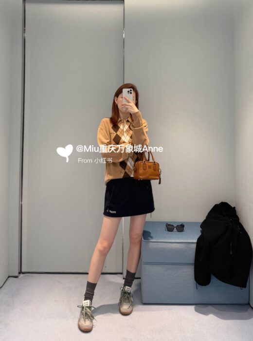 미우미우 25FW 미디 스커트 레플리카 미러급 SA급 S급 고퀄리티 하이엔드 최상급 의류 [여성] 3