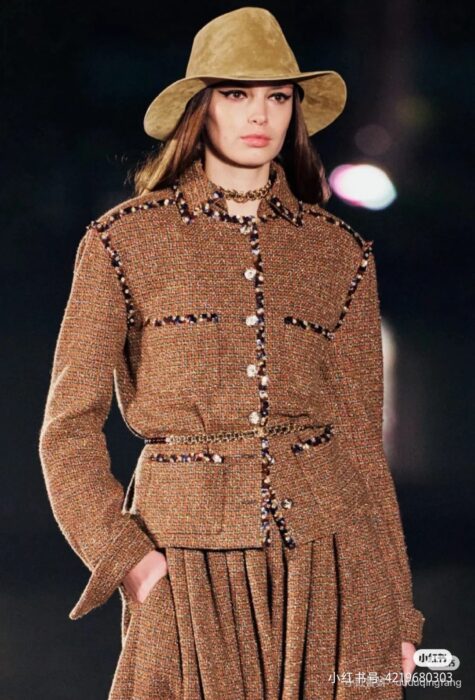 샤넬 25ss 라펠 자켓 레플리카 미러급 SA급 S급 고퀄리티 하이엔드 최상급 의류 [여성] 4