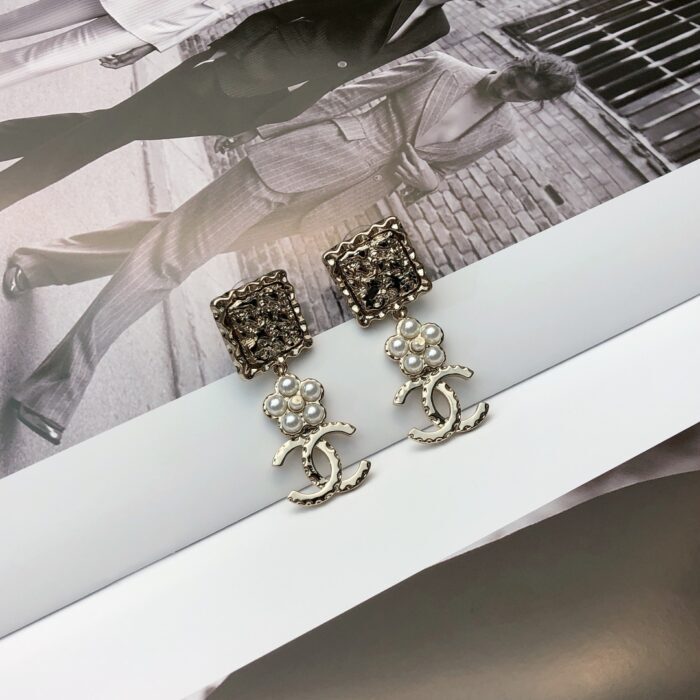 샤넬 CC로고 진주 플라워 스퀘어 귀걸이 레플리카 미러급 SA급 S급 고퀄리티 최상급 하이엔드 악세사리 [여성] 5