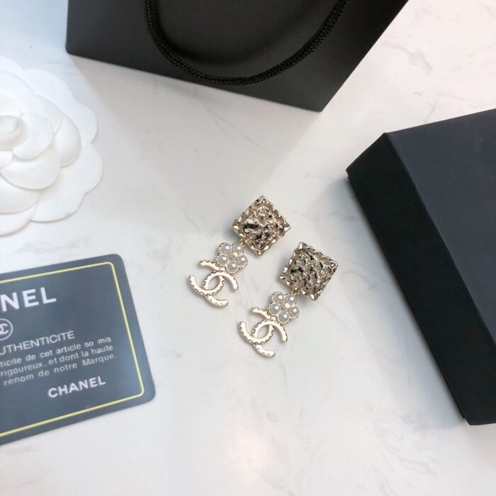샤넬 CC로고 진주 플라워 스퀘어 귀걸이 레플리카 미러급 SA급 S급 고퀄리티 최상급 하이엔드 악세사리 [여성] 6