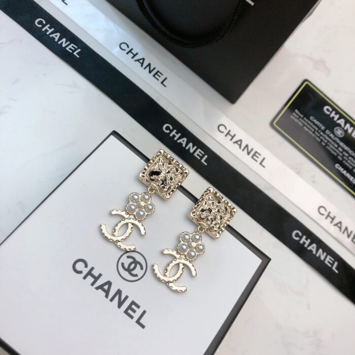 샤넬 CC로고 진주 플라워 스퀘어 귀걸이 레플리카 미러급 SA급 S급 고퀄리티 최상급 하이엔드 악세사리 [여성] 7