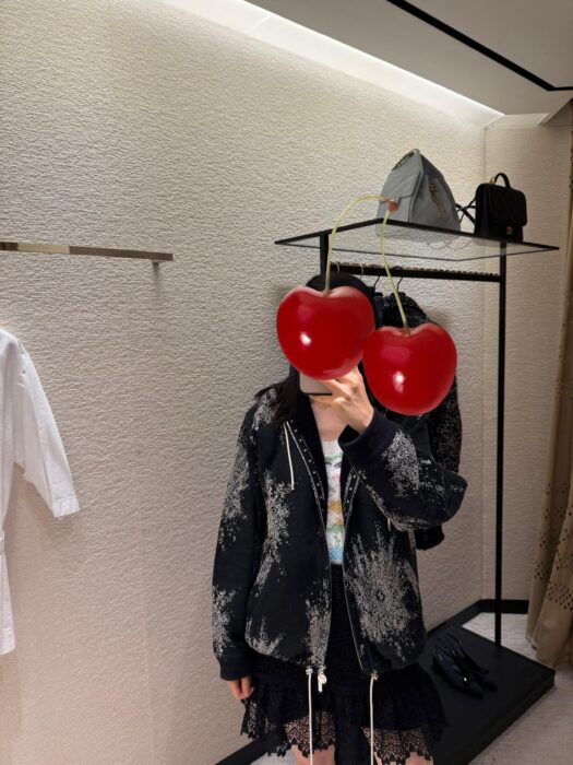 프라다 크롭 스트라이프 피케 폴로 셔츠 레플리카 미러급 SA급 S급 고퀄리티 하이엔드 최상급 의류 [여성] 4