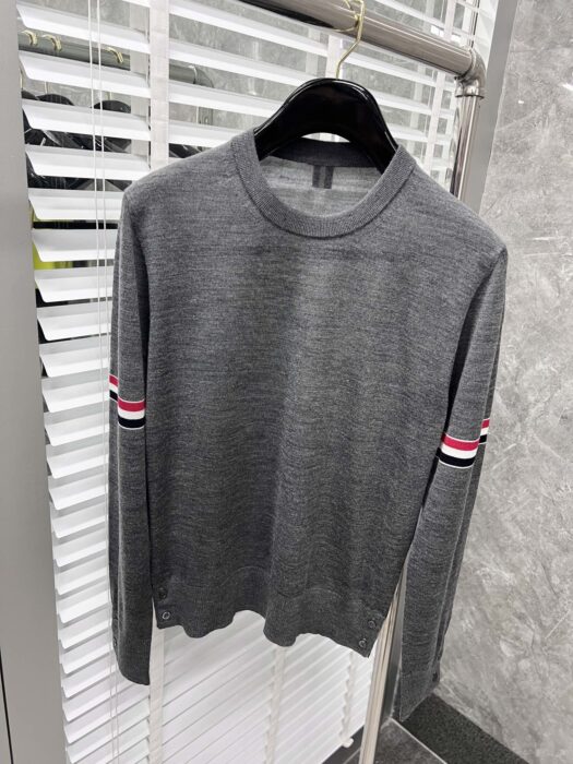 톰브라운 양팔 삼선 니트 레플리카 미러급 SA급 S급 고퀄리티 하이엔드 최상급 의류 [남성여성공용] 17