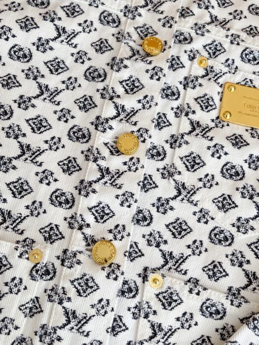 루이비통 블러리 모노그램 자켓 레플리카 미러급 SA급 S급 고퀄리티 하이엔드 최상급 의류 [여성] 22