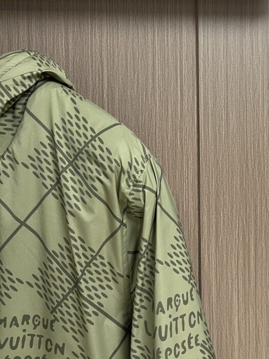 루이비통 리버시블 지퍼 자켓 레플리카 미러급 SA급 S급 고퀄리티 하이엔드 최상급 의류 [남성여성공용] 11