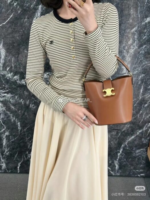 셀린느 트리옹프 티셔츠 레플리카 미러급 SA급 S급 고퀄리티 하이엔드 최상급 의류 [여성] 20