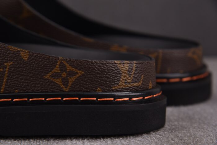 루이비통 이지 브라운 슬리퍼 레플리카 미러급 SA급 S급 고퀄리티 최상급 하이엔드 신발 [남성여성공용] 12