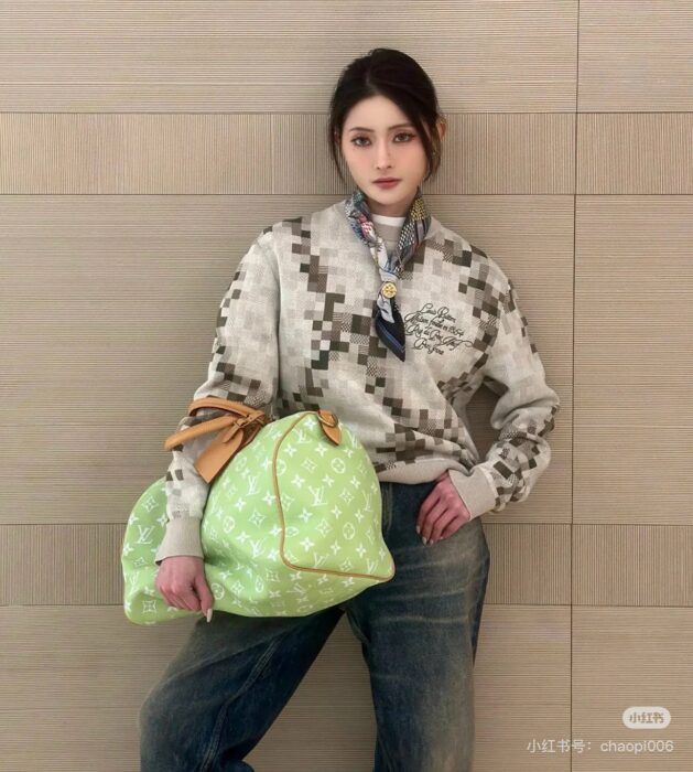 루이비통 그래픽 크루넥 레플리카 미러급 SA급 S급 고퀄리티 하이엔드 최상급 의류 [남성여성공용] 7