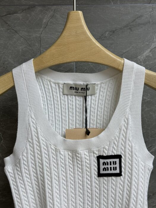 미우미우 니트 슈트 레플리카 미러급 SA급 S급 고퀄리티 하이엔드 최상급 의류 [여성] 5