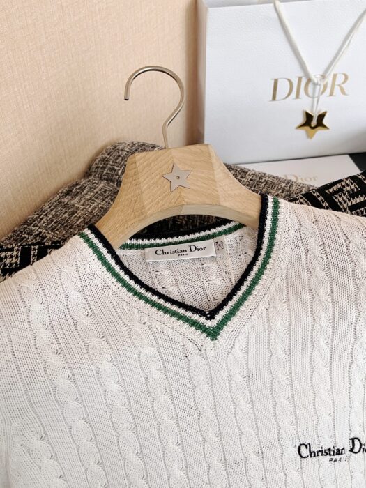 디올 슬림핏 브이넥 니트 레플리카 미러급 SA급 S급 고퀄리티 하이엔드 최상급 의류 [여성] 8