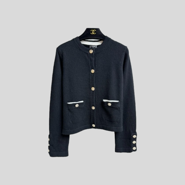 샤넬 버튼 니트 가디건 레플리카 미러급 SA급 S급 고퀄리티 하이엔드 최상급 의류 [여성]